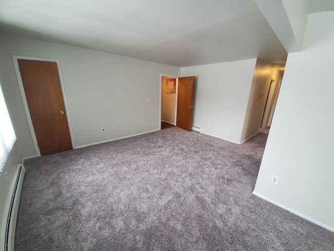Living Room - 43 Pine St