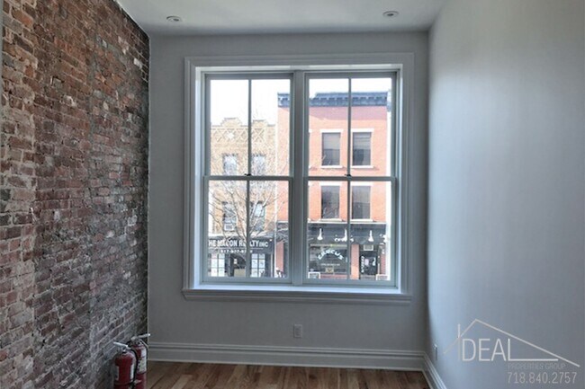 Building Photo - Amazing 2 Bedroom Apartment in Bed-Stuy