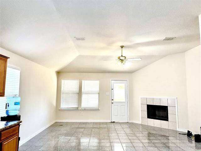 Building Photo - 5533 Ridge View Dr