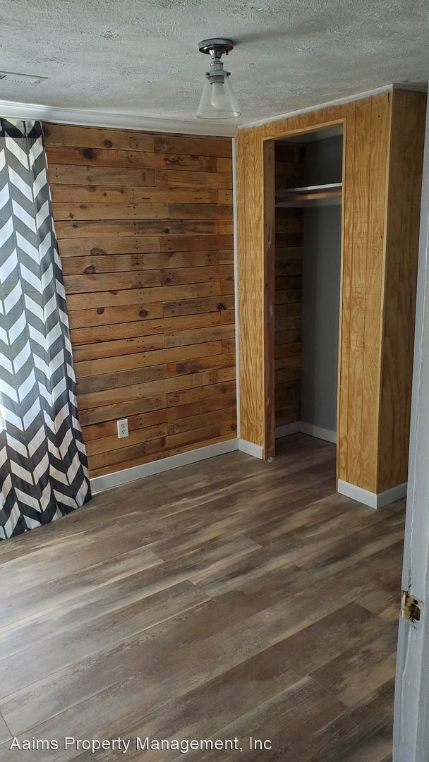 Foto del edificio - 2 br, 1 bath House - 509 W. 5th Avenue