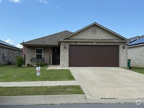 Building Photo - 8700 Northwood Creek Dr