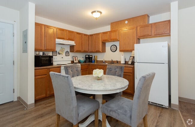 1HAB, 1BA / 734 ft² - The Overlook