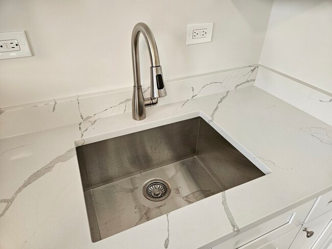 Foto del edificio - 2216 W 21st Pl