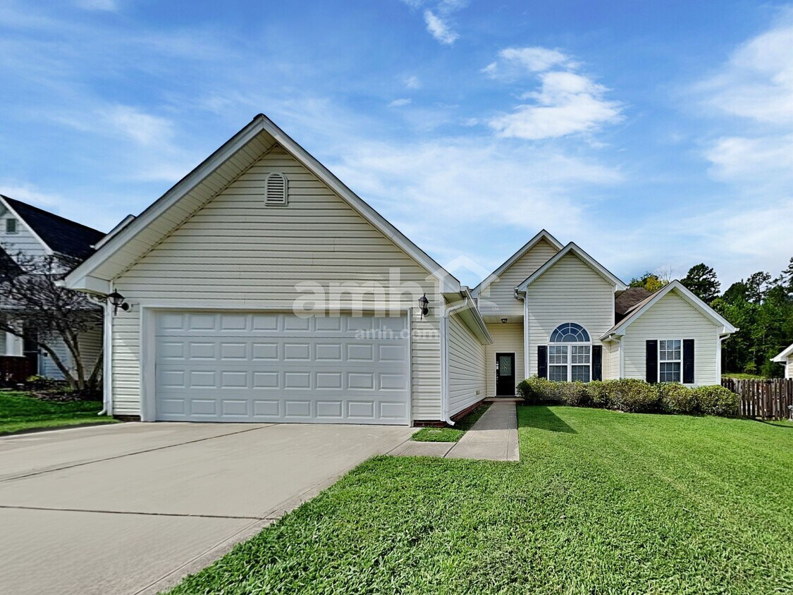 Primary Photo - 219 Newport Dr