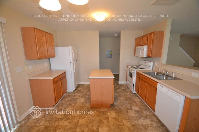 Building Photo - 511 Lodestone Dr
