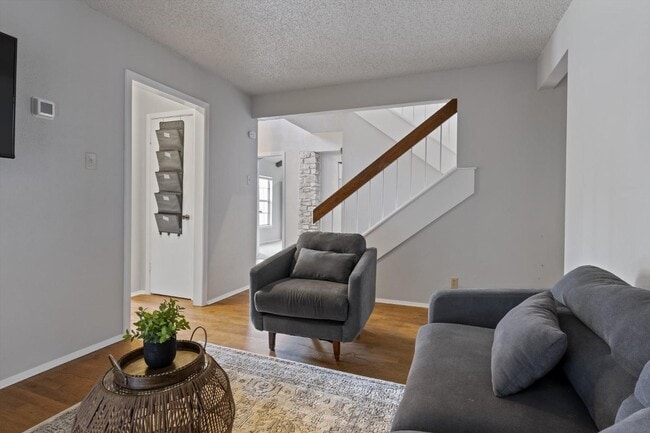 Photo - 1022 Baden House