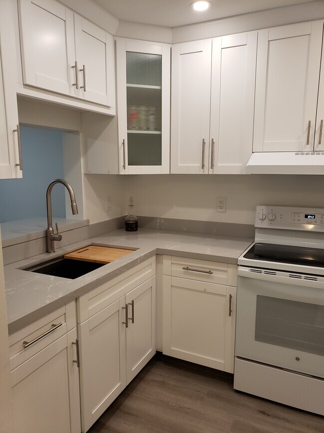 Foto del edificio - 2081 S Ocean Dr