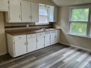 Building Photo - 3139 N 44th St