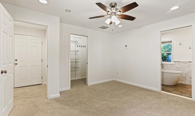 Foto del edificio - 3194 St Johns Ln