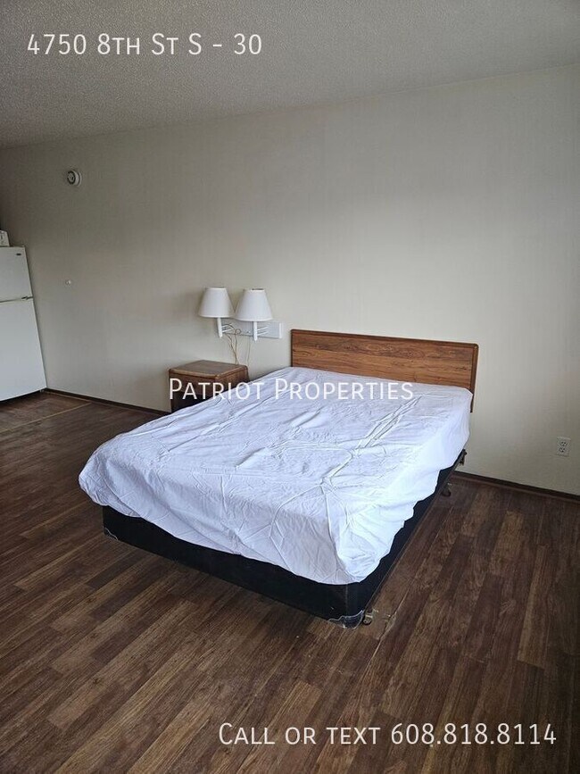 Foto del edificio - 4750 8th St S
