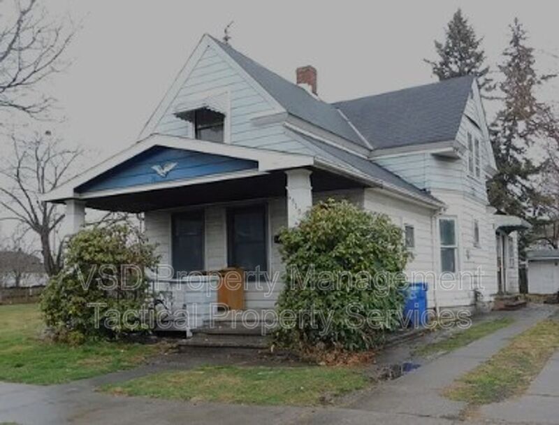 Primary Photo - 6519 Hosmer Ave