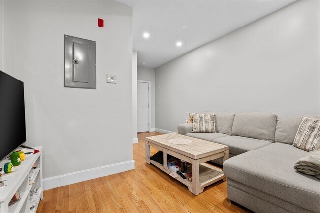 Foto del edificio - 756 Huntington Ave