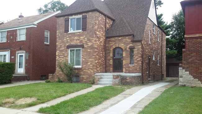 Building Photo - 9122 Lanco St