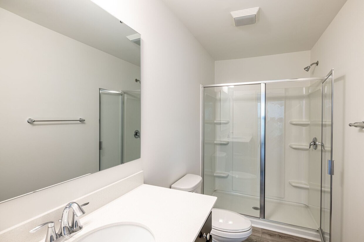 Primary Photo - 1 Year Old 2-Bedroom Townhome in Lowell (M...