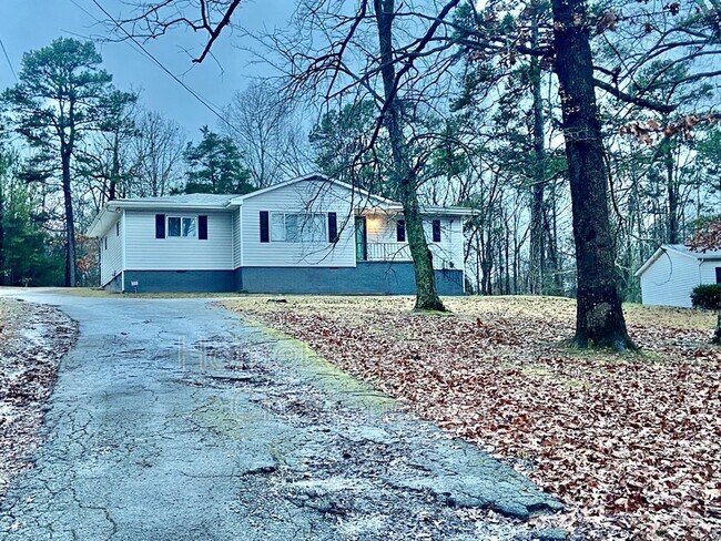 Building Photo - 7422 Min Tom Rd