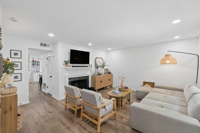 Foto del edificio - 140 Amherst Pl NW