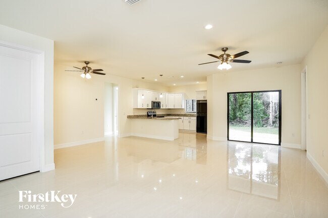 Foto del edificio - 3404 26th St SW
