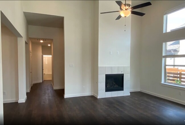 Building Photo - 1625 Dewberry Ln
