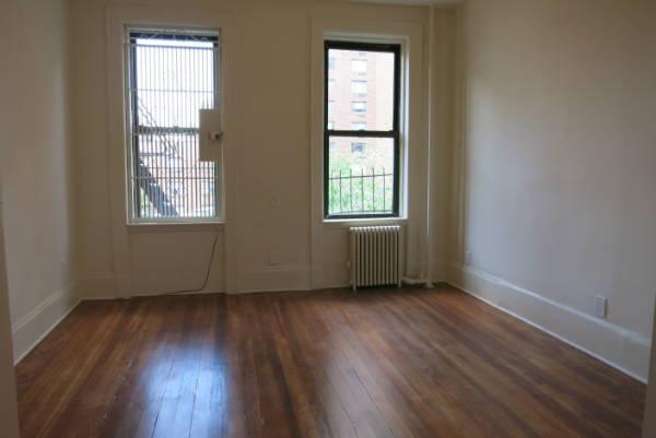 Building Photo - 348 E 62nd St