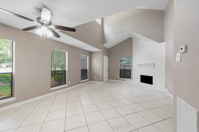 Building Photo - 78 W White Willow Cir