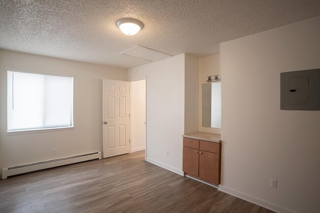 Building Photo - Wheelhouse Apartments