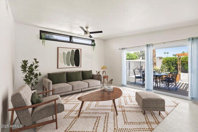 Foto del edificio - 3802 E Shaw Butte Dr
