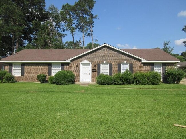 Building Photo - 547 Bellehurst Dr