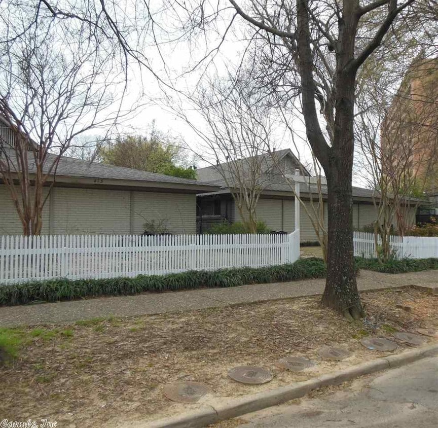 Primary Photo - 415 W 18th St