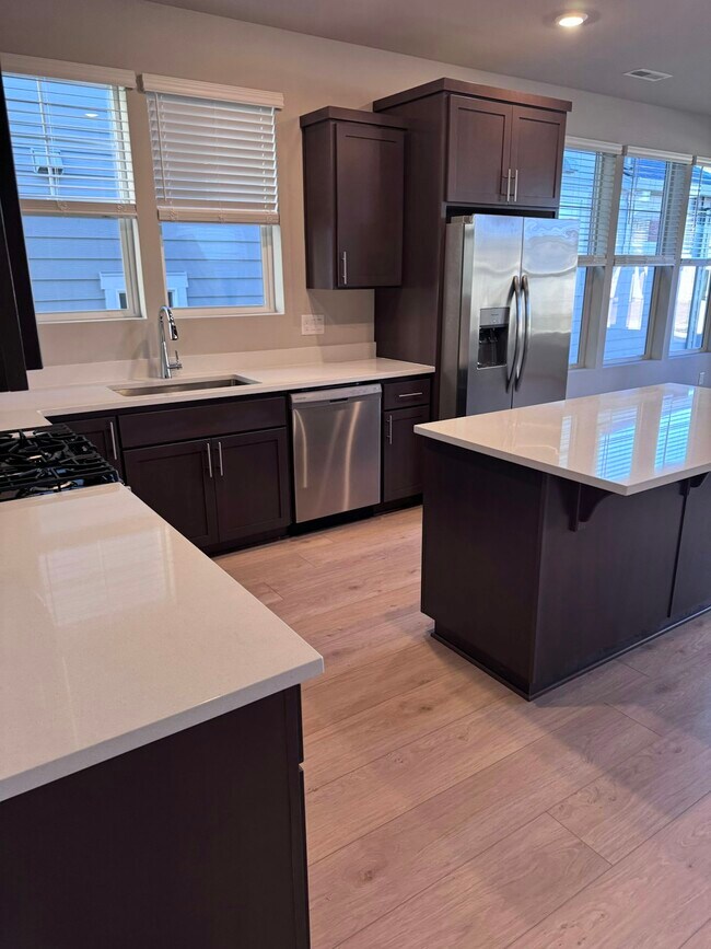 Foto del edificio - 7298 SE Madrone St