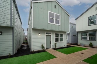 Building Photo - 2810 Crater Ln