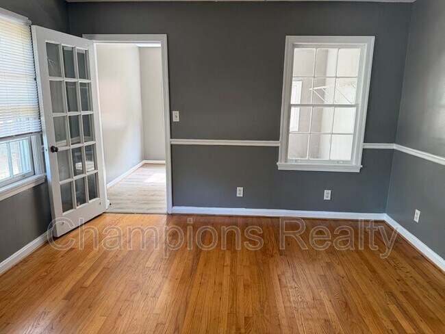 Building Photo - 127 Mc Cartha Dr