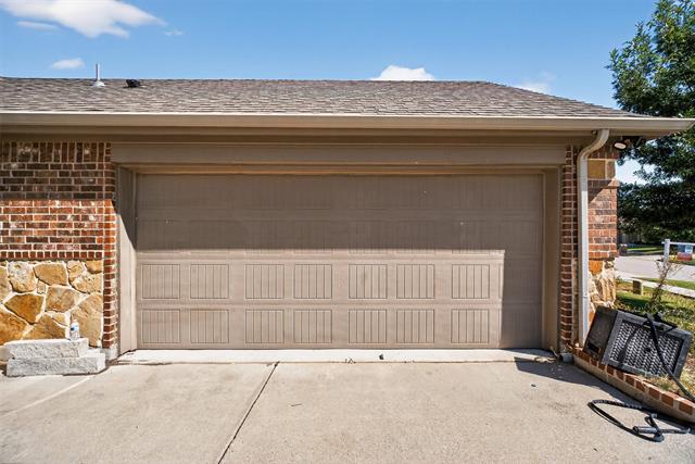 Building Photo - 4701 Bungalow Dr