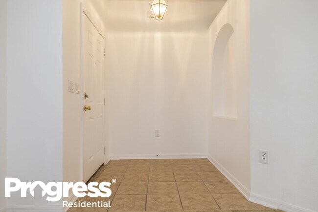 Building Photo - 12730 Aleguas Ln