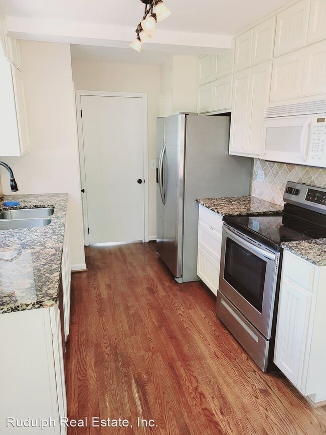 Building Photo - 3 br, 2.5 bath House - 3543 Mill Springs Road