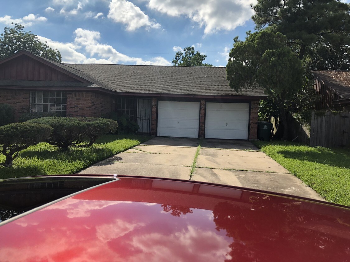 Photo - 11506 Glen Hollow (Houston, TX)