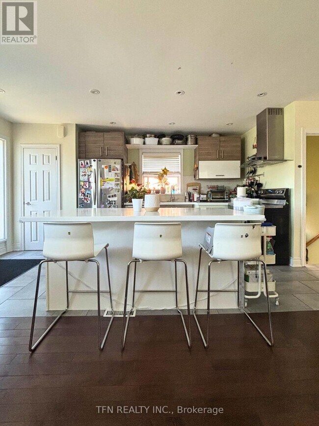 Building Photo - 59 Mitcham Dr