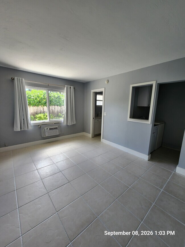 Foto del edificio - 508 NE 23rd St