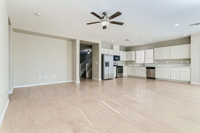 Foto del edificio - 6728 Sugarbird Ct
