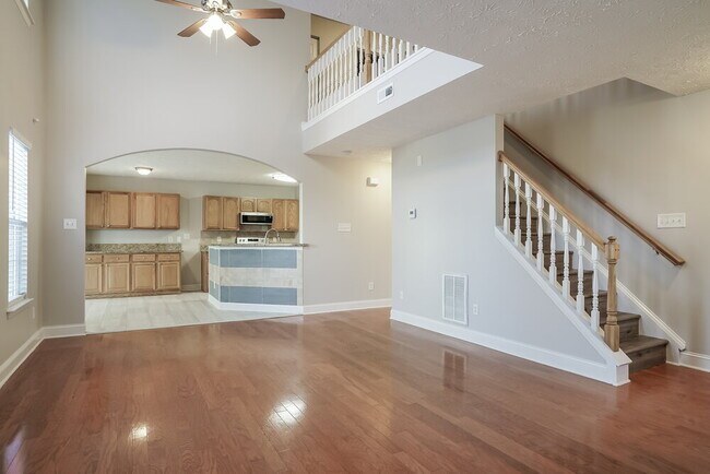 Foto del edificio - 2304 Charny Dr