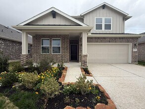 Building Photo - 4727 Bay Vista Dr