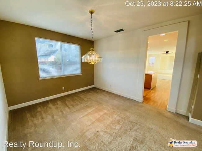 Foto del edificio - 4 br, 3 bath House - 6230 Ravenna Way
