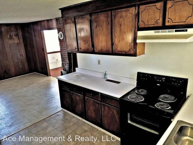Building Photo - 3 br, 1 bath House - 3233 Moulton Danville Rd