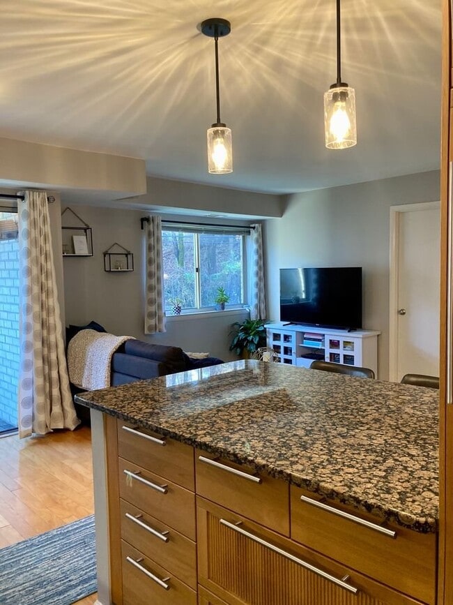 Foto del edificio - 12209 Braxfield Ct