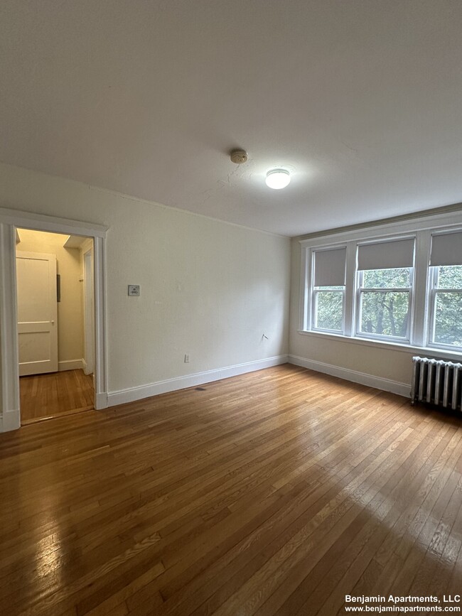 Building Photo - 1160 Boylston St