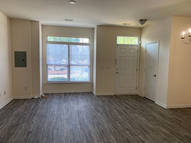 Foto del edificio - 5011 Eagle Stone Lane