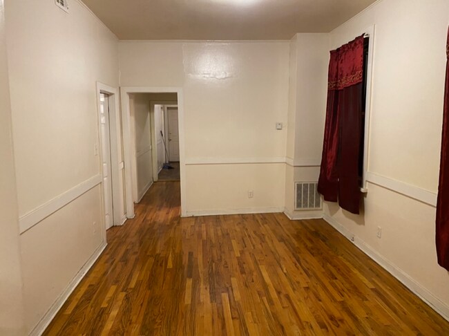 Foto del edificio - 3314 W Monroe St