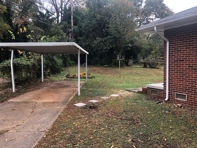 Photo - Dresden E - Westchester Duplex Apartment