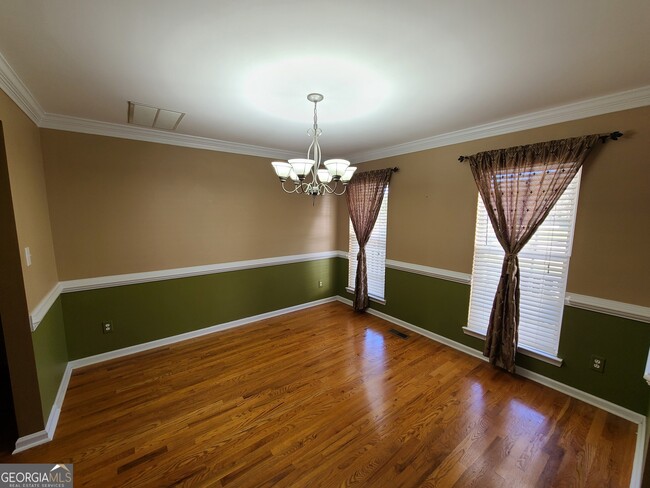 Foto del edificio - 225 Vinestone Ct