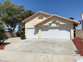 Building Photo - 44754 Cerisa St