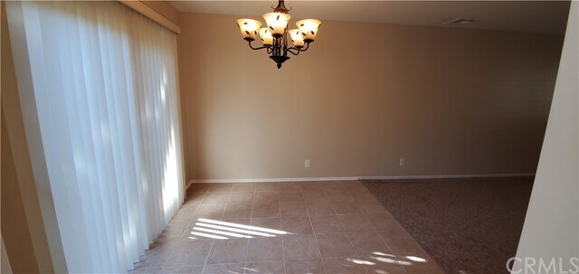 Foto del edificio - 1517 Mayflower Ave